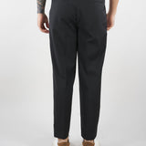 Pantalone Robin Nero in fresco lana con pences GC1PSS266900 D001 GOLDEN CRAFT 