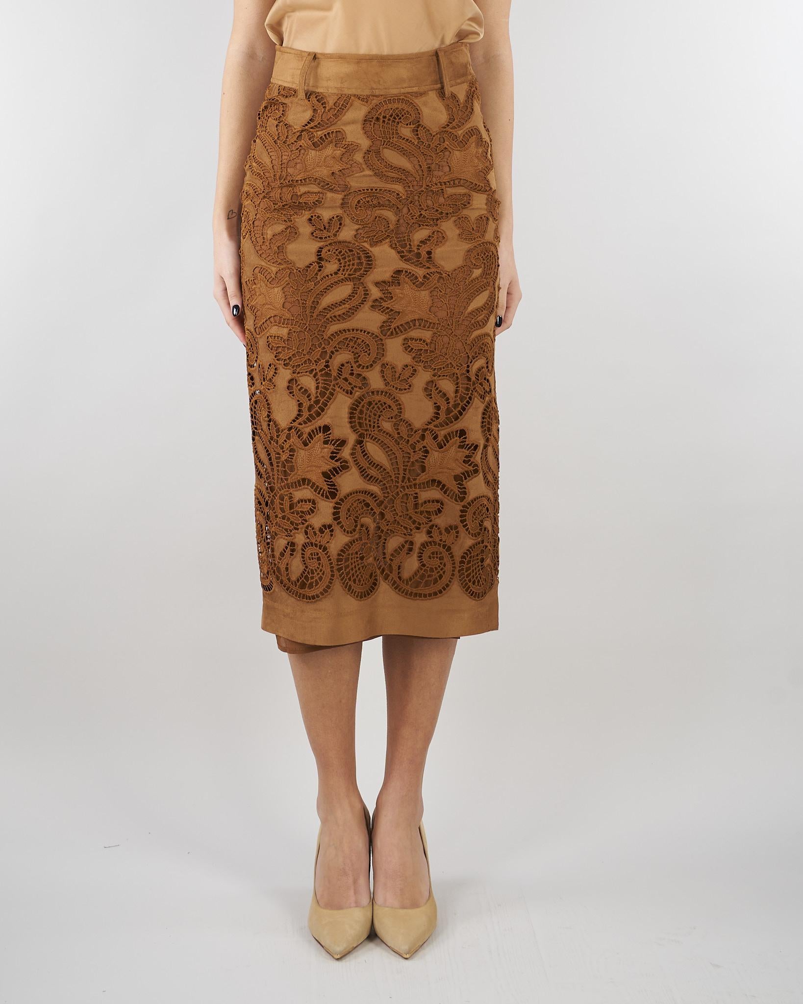 Gonna Mou con ricami in pizzo D48EO009E92 MFA18 ERMANNO BY ERMANNO SCERVINO 