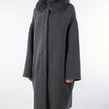 Mantella Antracite in pura lana merinos con inserti in vera pelliccia P2515VO 90 GIOVI 