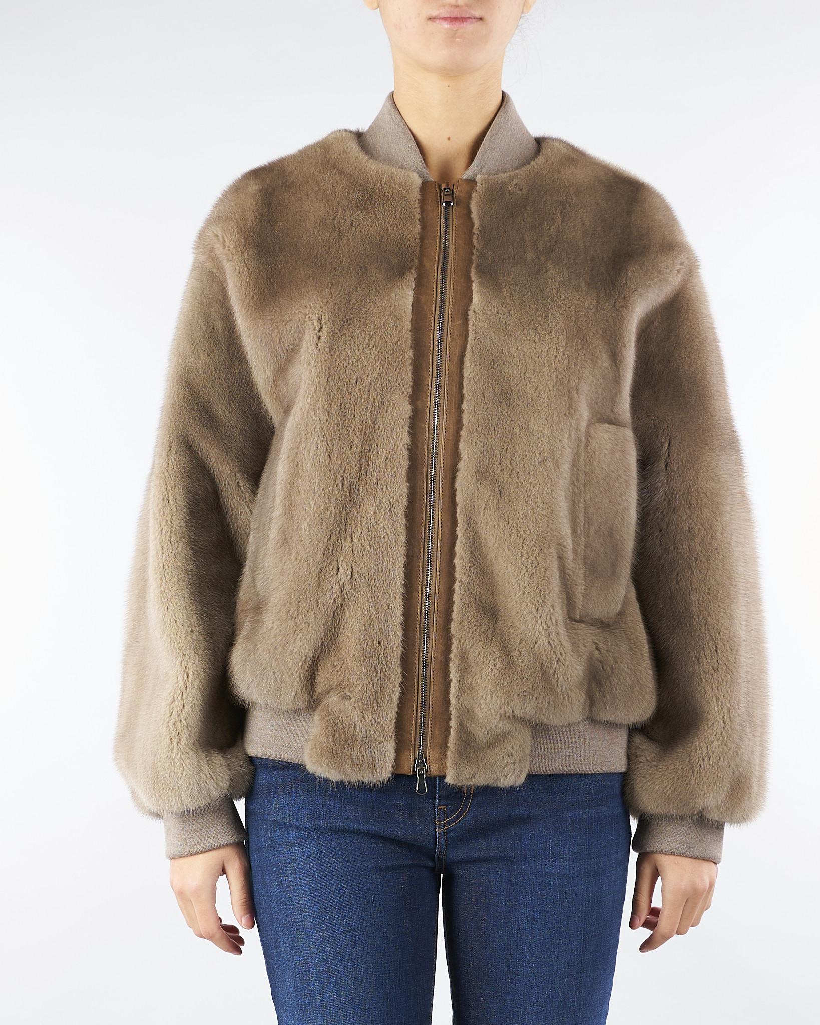 Bomber sabbia in vera pelliccia di Visone P2503V 02 GIOVI 