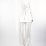 Tailleur Bianco con piume AT139 1 ATELIER LEGORA 