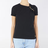 T-shirt in jersey con spilla gioiello