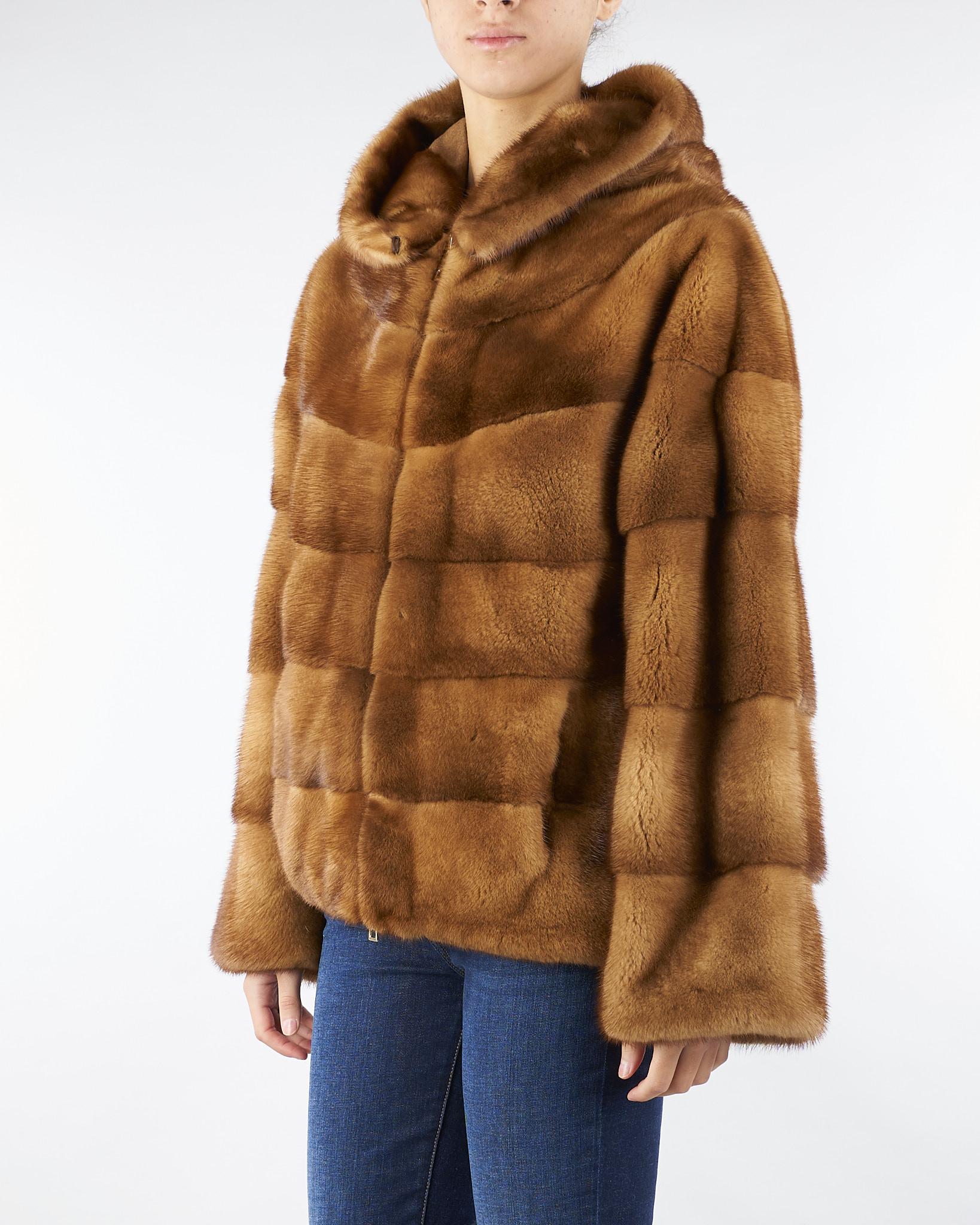 Vera pelliccia in Visone Miele con cappuccio P2505V 95 GIOVI 