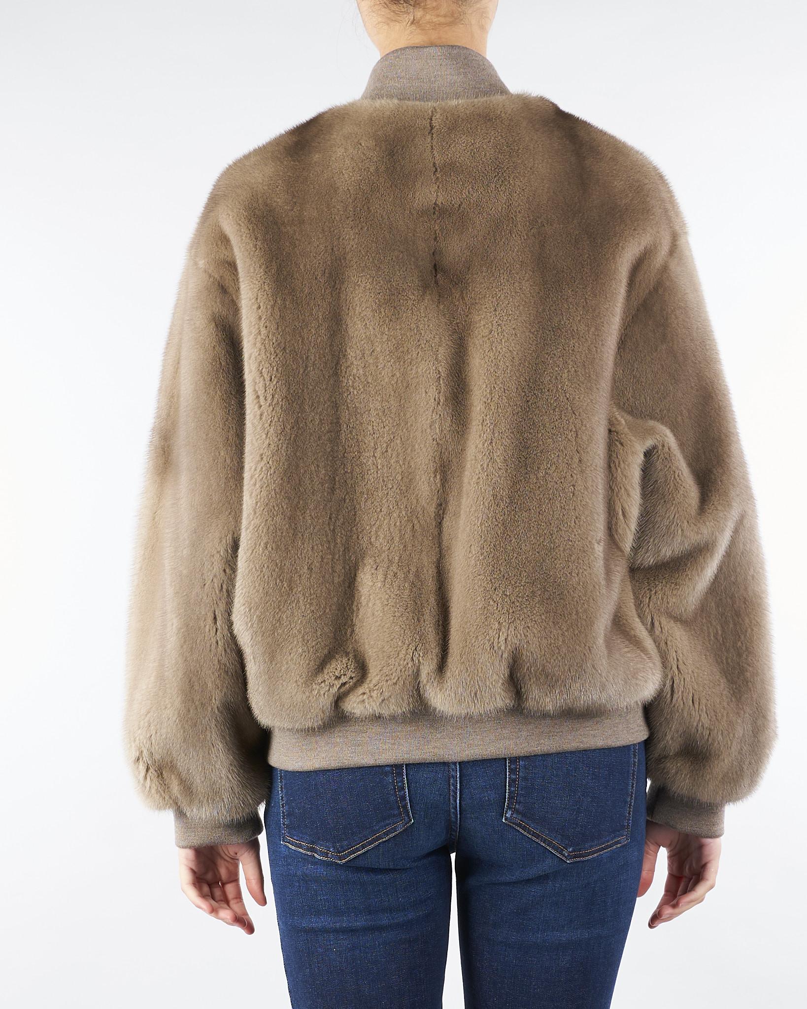 Bomber sabbia in vera pelliccia di Visone P2503V 02 GIOVI 