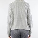 Maglia a coste con ricamo No Secrets