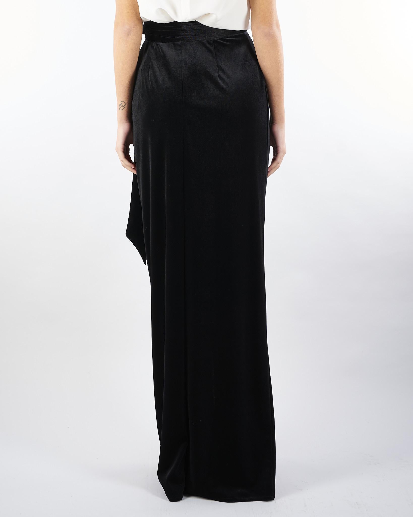 Gonna Nero in velluto con fiocco AT301 99 ATELIER LEGORA 