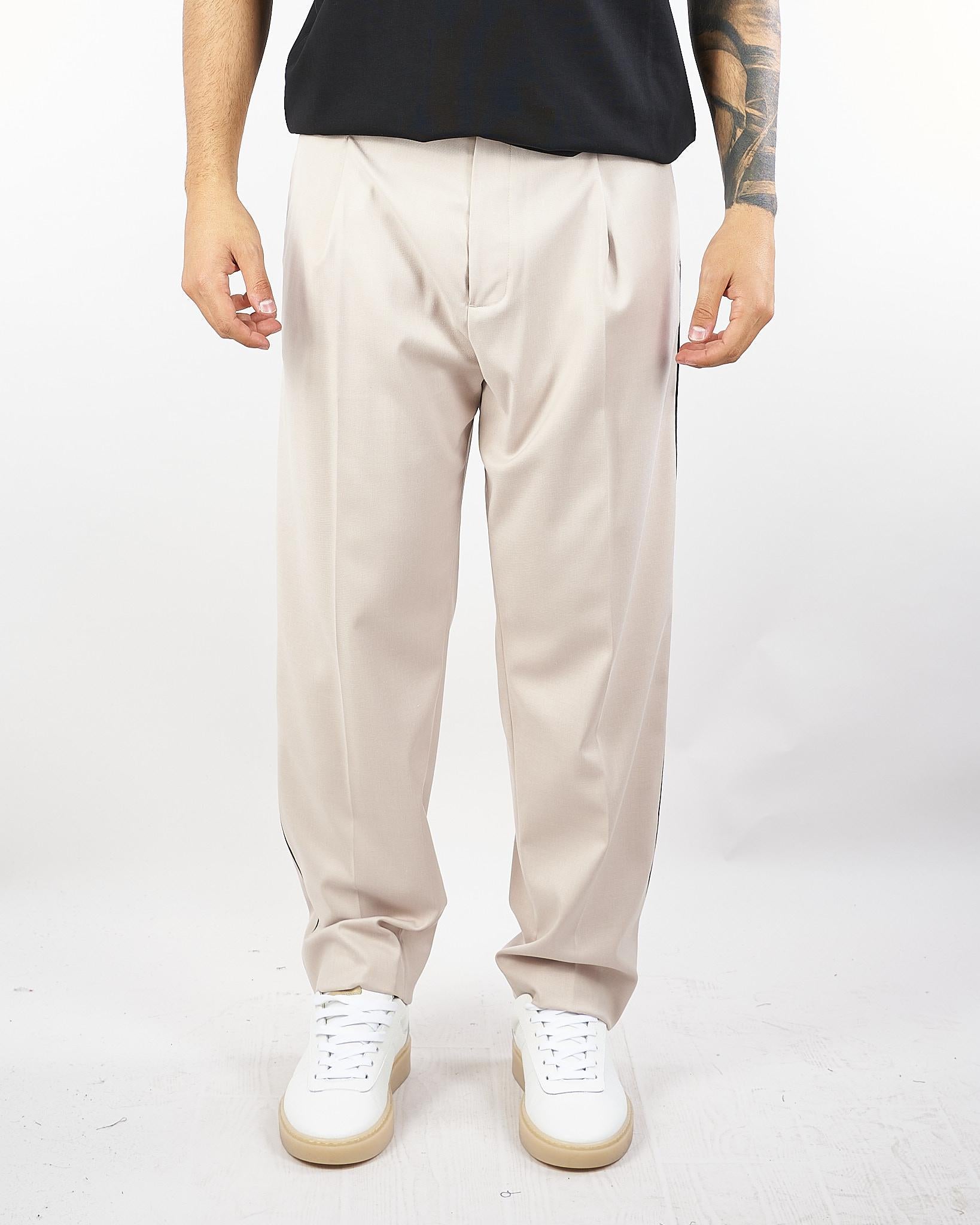 Pantalone Panna in tessuto tecnico con gamba e fondo largo L1PFW25266967 A039 LOW BRAND 