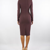 Abito Merlot in crêpe leggero con catena gioiello AB80557E2 EA4 ELISABETTA FRANCHI 