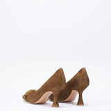 Decollette in camoscio con accessorio Francesco Sacco