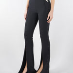 Pantaloni Nero-Burro in crêpe leggero con cut-out e spacchi PA15961E2 685 ELISABETTA FRANCHI 