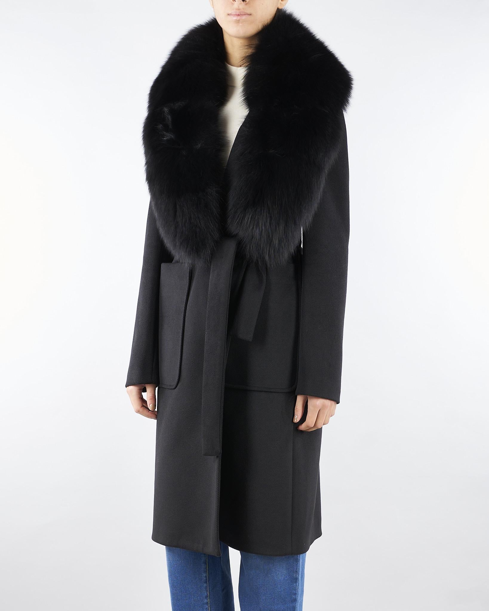 Cappotto Nero con inserti in vera pelliccia CD1227 99 YES LONDON 