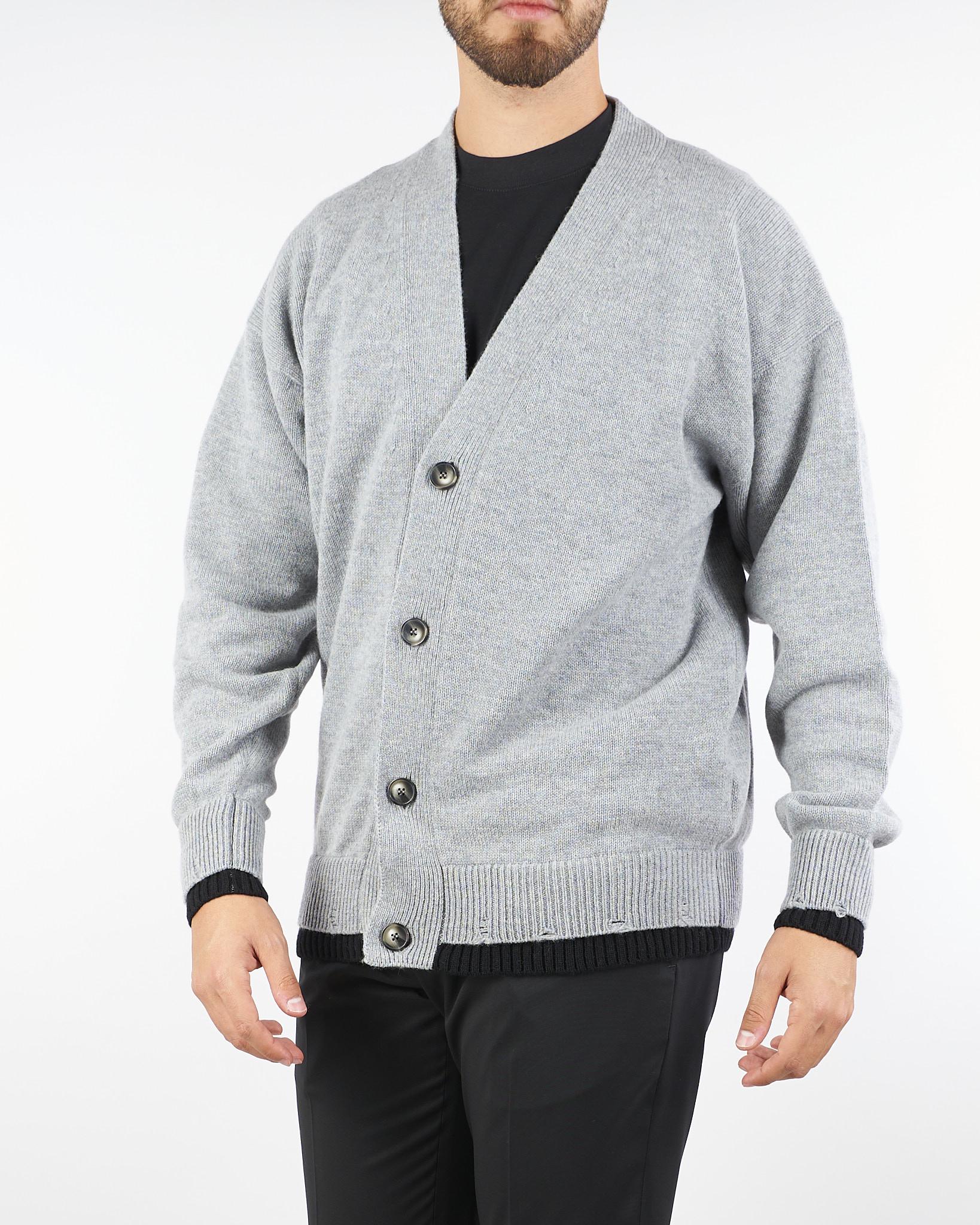 Cardigan Grigio in pura lana con dettagli a contrasto B9F0047 432 AMARANTO 