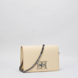 Borsa a tracolla con girello logo in metallo Elisabetta Franchi