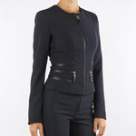 Giacca Nero in doppio crêpe con dettagli zip GI17356E2 110 ELISABETTA FRANCHI 