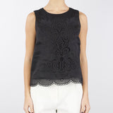 Top in tela ramiè con ricamo sangallo