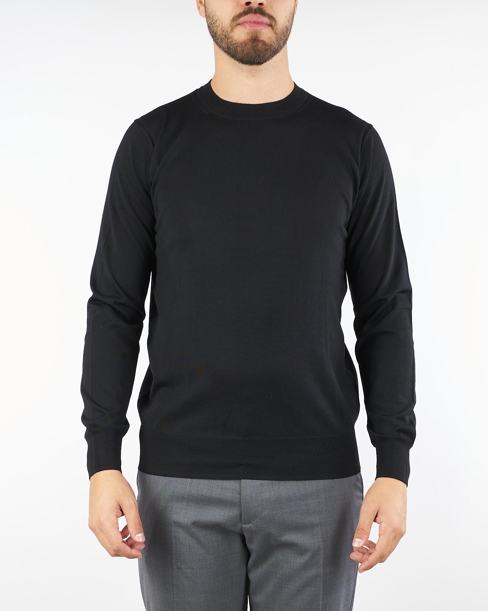 Maglia Nero in pura lana merinos finezza 16 A001F001 9000 PAOLO PECORA 