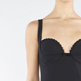 Abito Nero in doppio crêpe stretch con smerlo ricamato