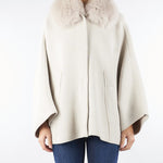 Mantella Mastice in pura lana merinos con inserti in vera pelliccia P2512VO 28 GIOVI 