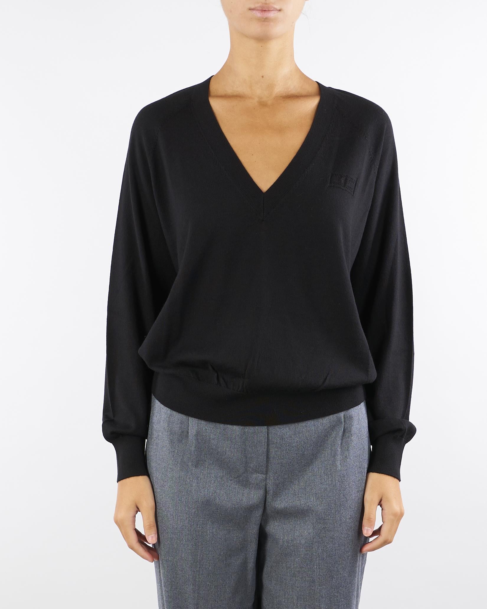 Maglia Nero in pura lana, seta e cashmere con scollo a V MK34S57E2 110 ELISABETTA FRANCHI 