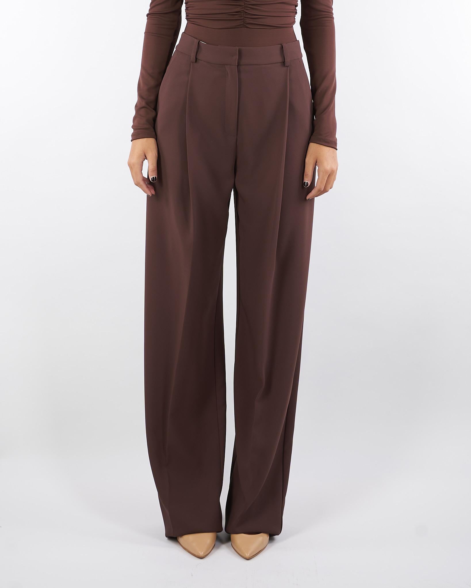 Pantaloni Coffee in crêpe leggero con pinces PA12556E2 EA3 ELISABETTA FRANCHI 