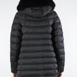 Piumino Nero a trapezio con cappuccio e vera pelliccia 2233E2Y0 99 COLMAR 