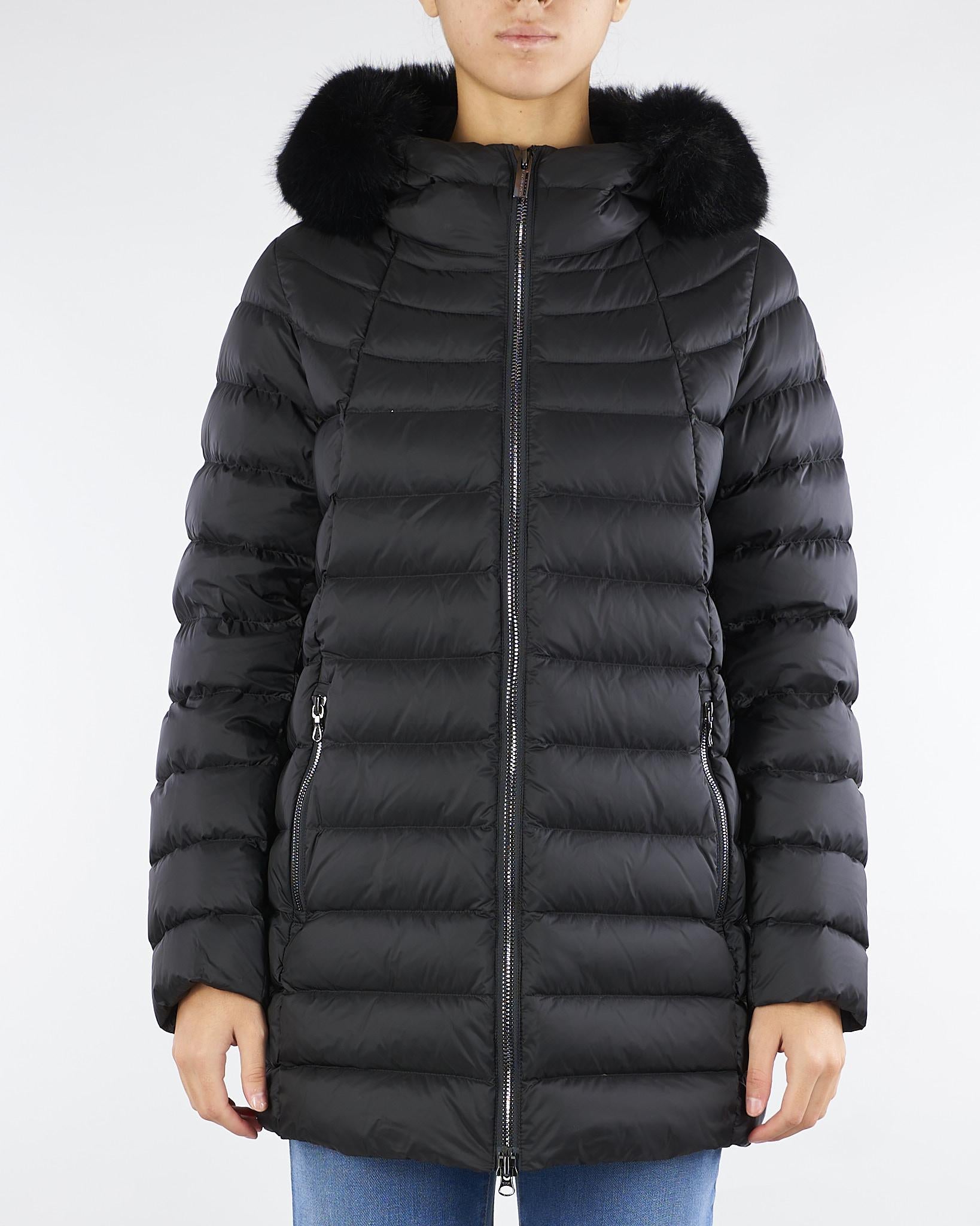 Piumino Nero a trapezio con cappuccio e vera pelliccia 2233E2Y0 99 COLMAR 