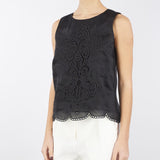Top in tela ramiè con ricamo sangallo