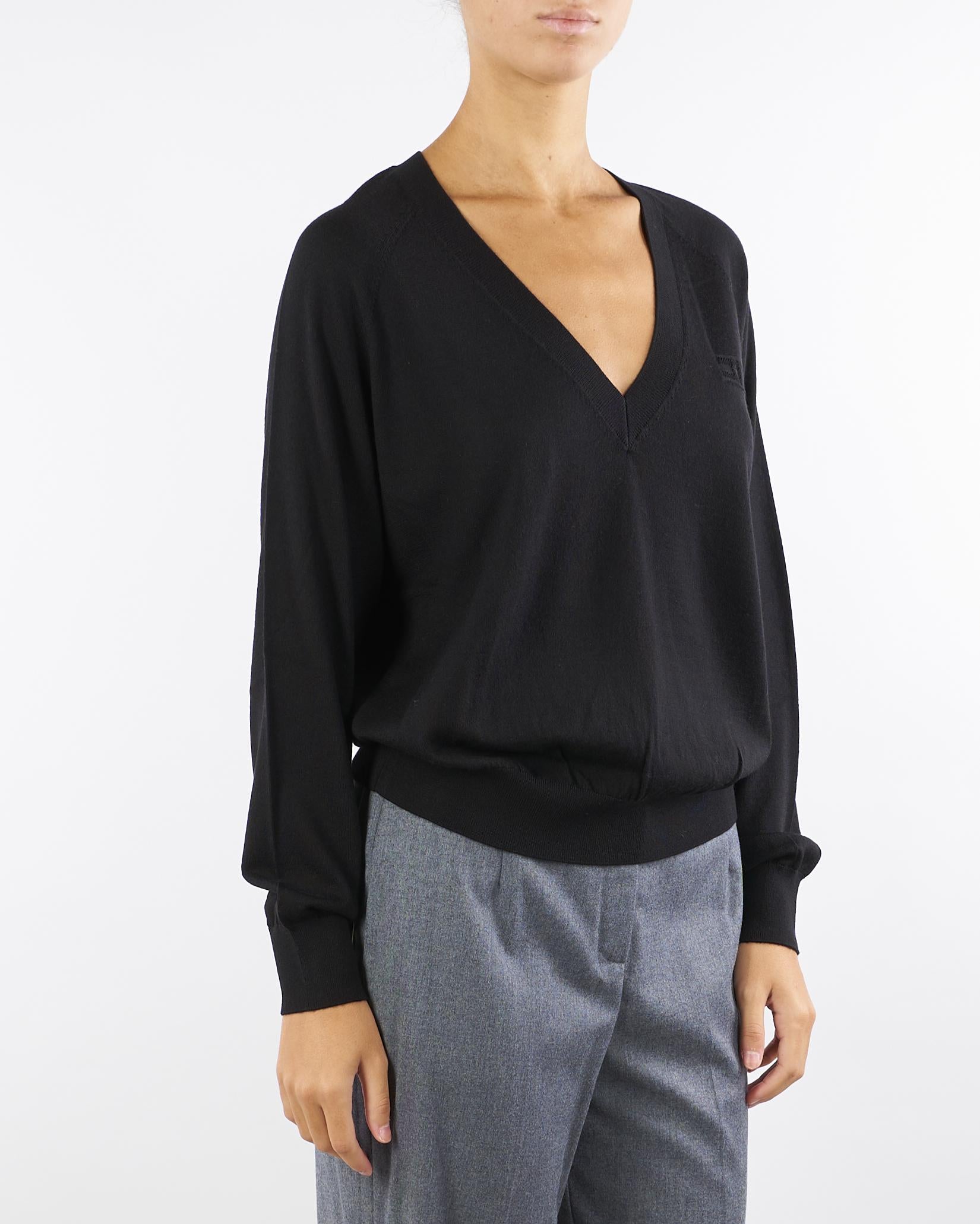 Maglia Nero in pura lana, seta e cashmere con scollo a V MK34S57E2 110 ELISABETTA FRANCHI 