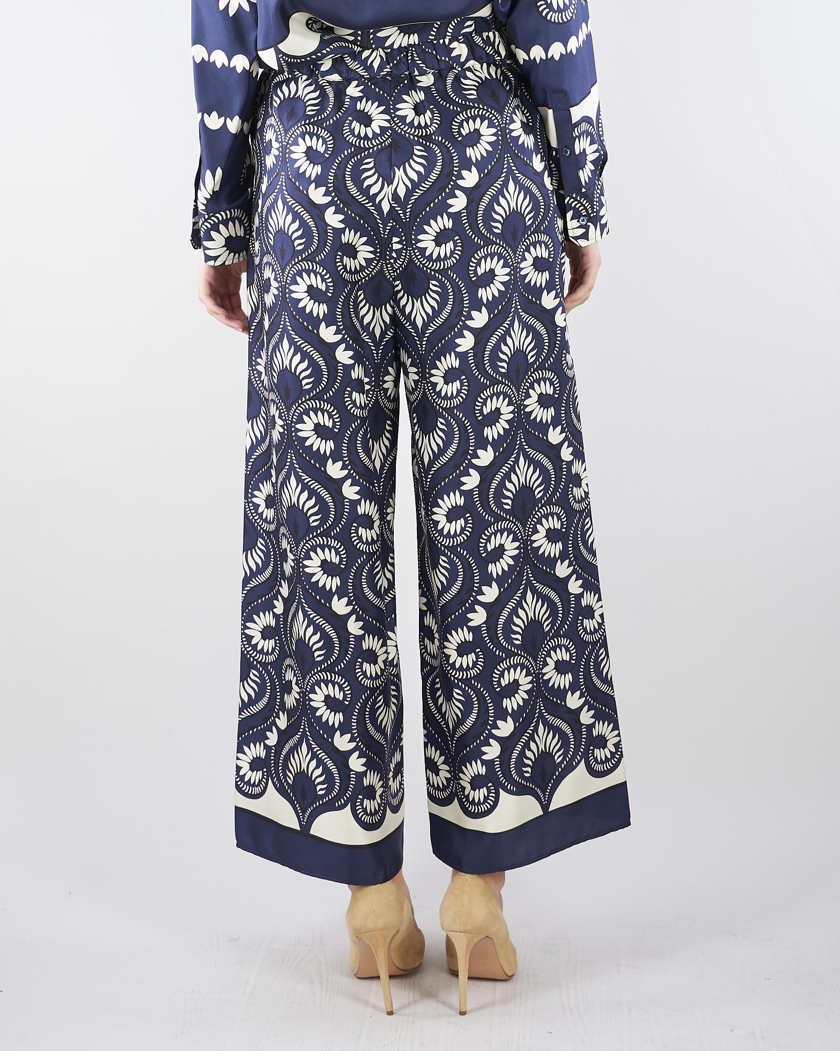Pantalone Blu-Bianco in seta stampata. WKDOTTICO 1 MAX MARA WEEKEND 