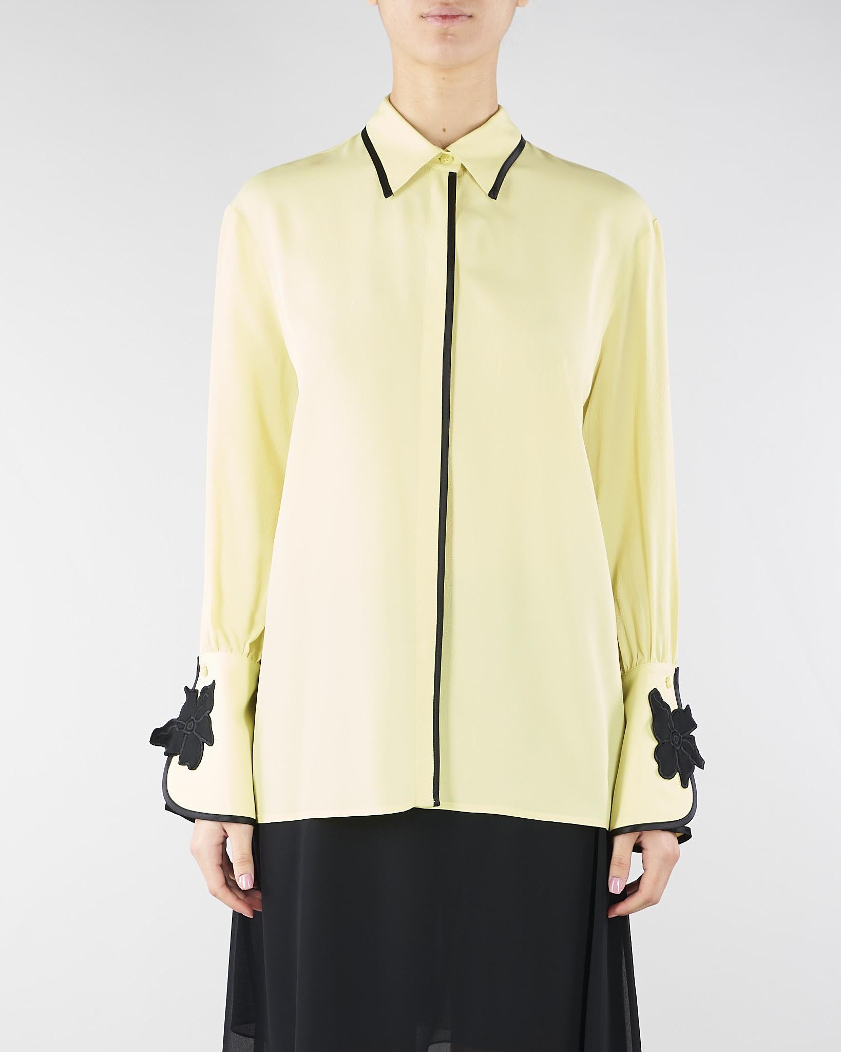 Camicia Lime in georgette con profili a contrasto e ricamo fiore CA01301TACE0005 V0774 SIMONA CORSELLINI 