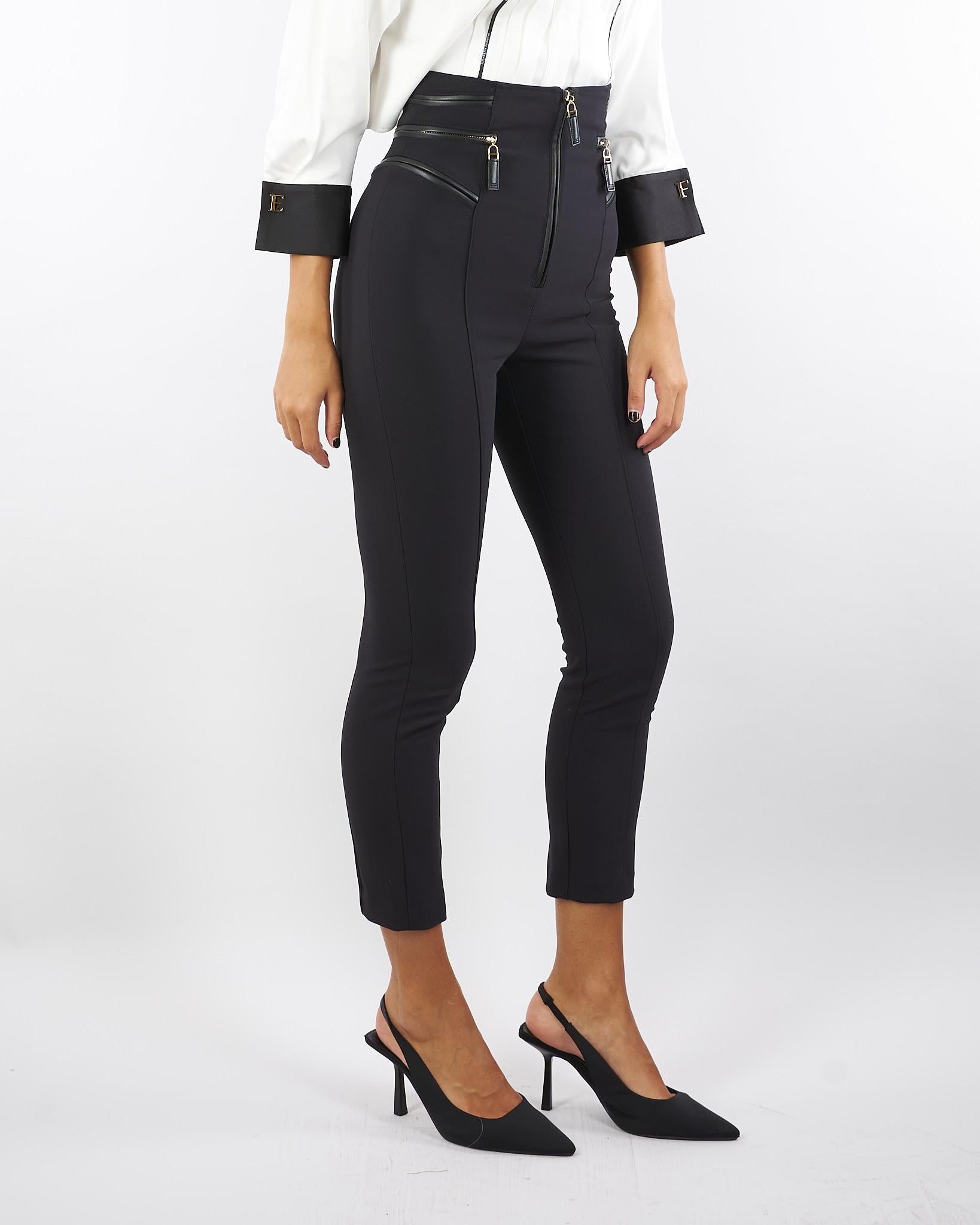 Pantaloni Nero in crêpe con dettagli zip PA11956E2 110 ELISABETTA FRANCHI 
