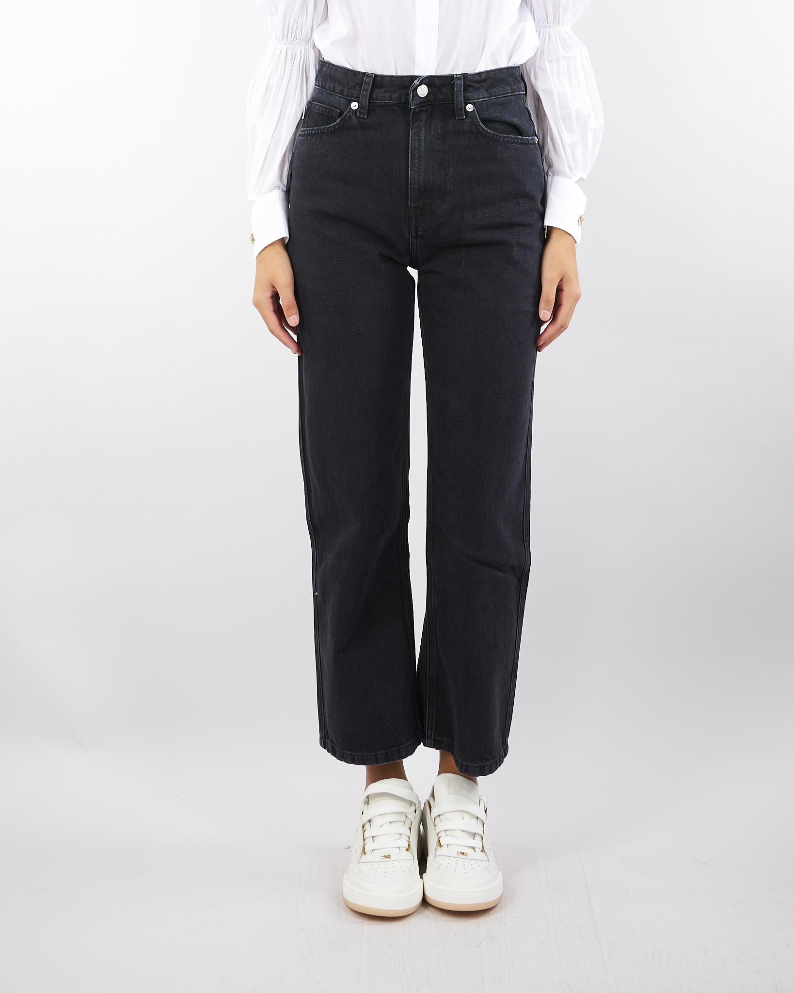 Jeans Nero con camba dritta DF5124 99 VICOLO 