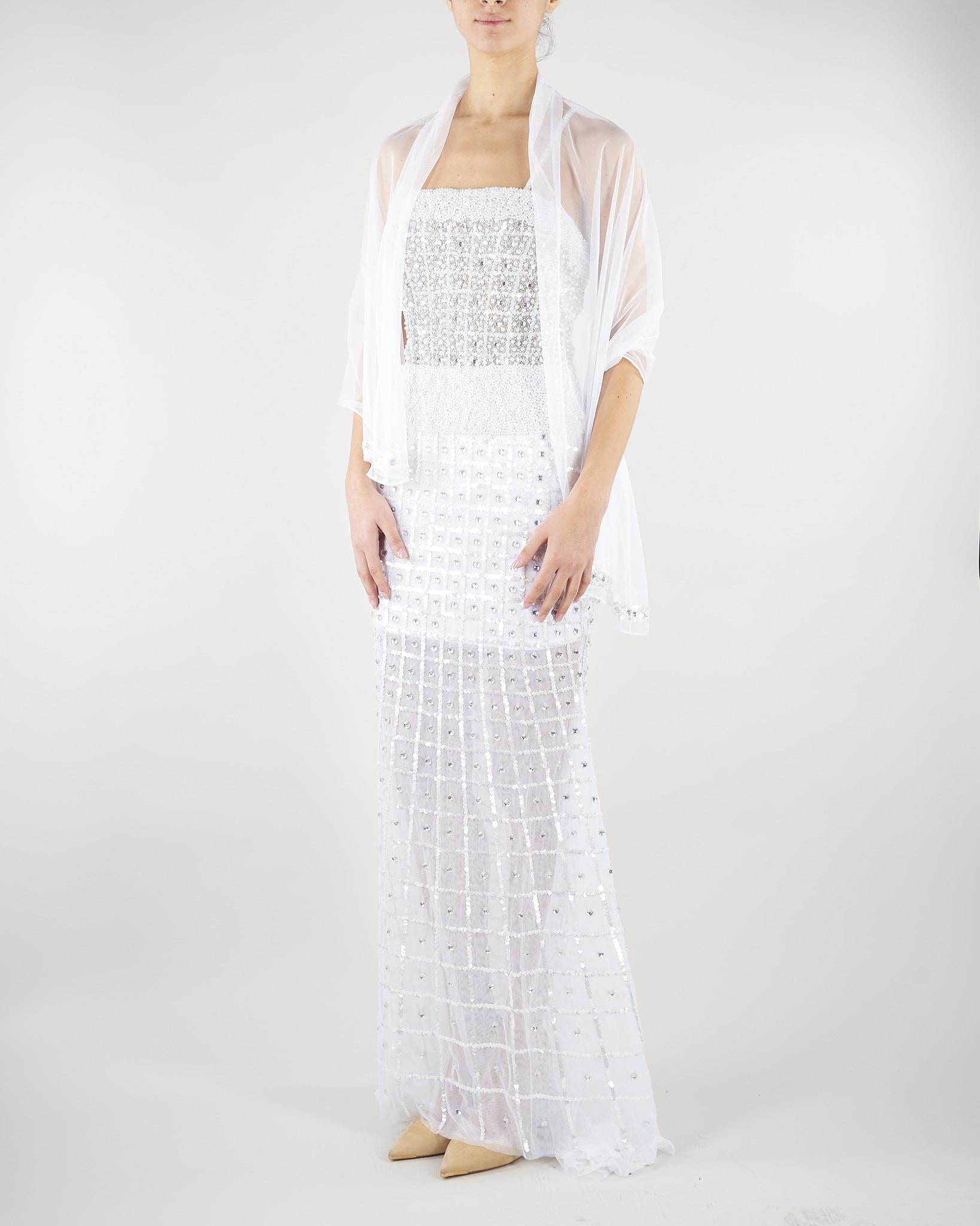 Abito Bianco con ricamo in pietre e paillettes 721516 1 PERLAROSSA 
